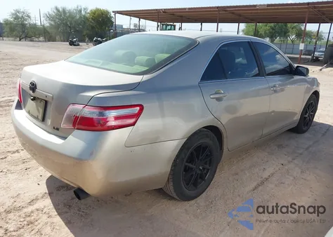 2007 Toyota Camry Ce z USA, uszkodzony, nr VIN 4T1BE46K07U662153